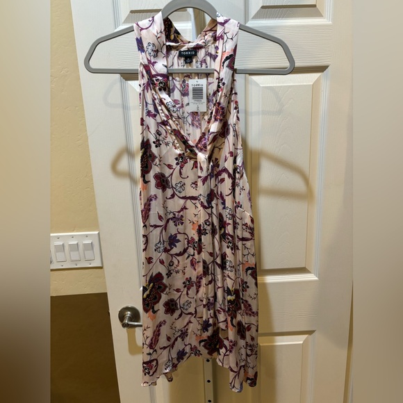 #39 Torrid Blouse - Picture 1 of 2
